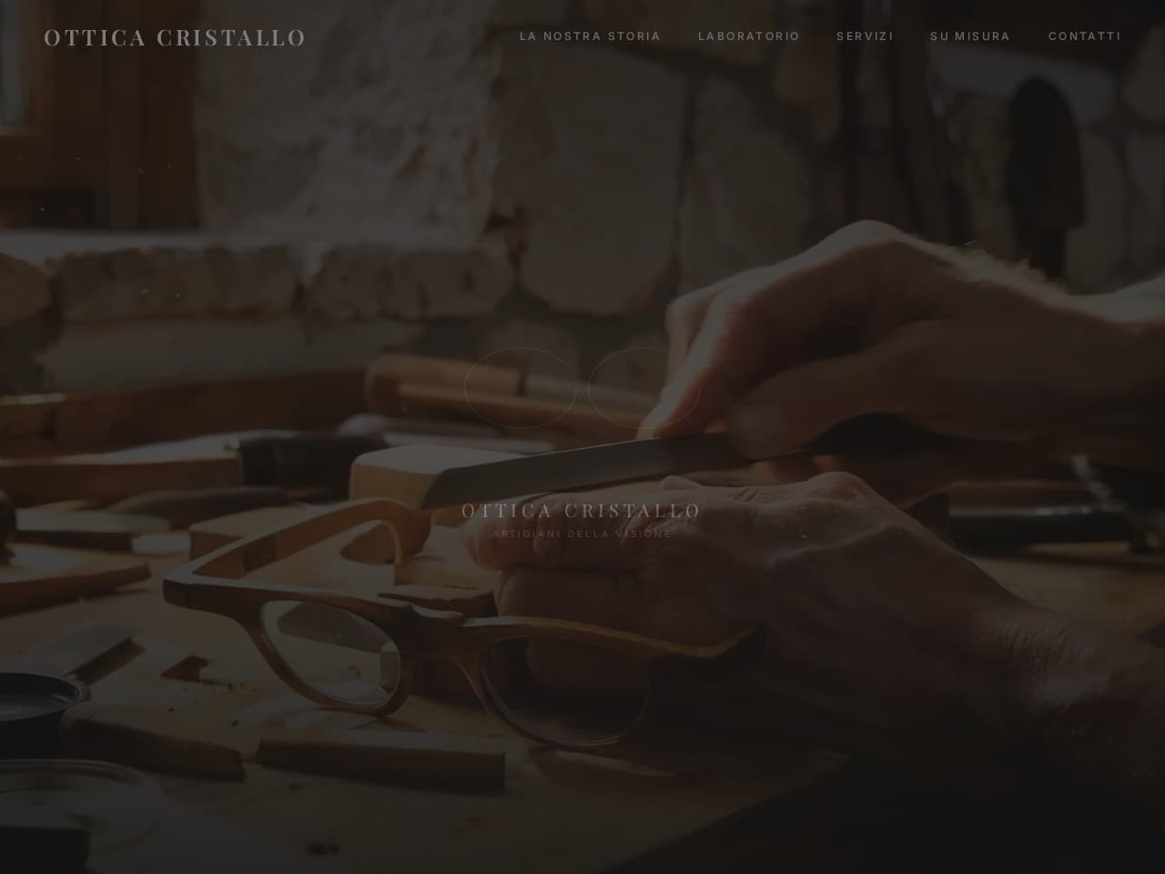 Vetrina per ottica artigianale